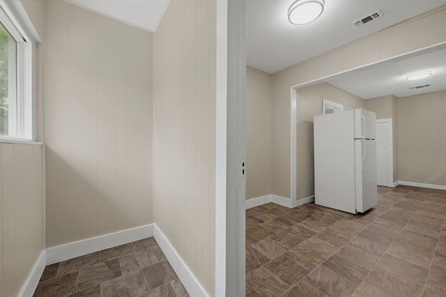 408 S Tone Avenue, Denison, TX 75020
