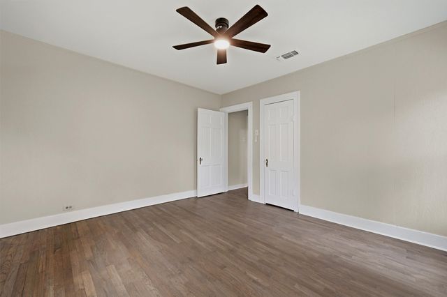 408 S Tone Avenue, Denison, TX 75020