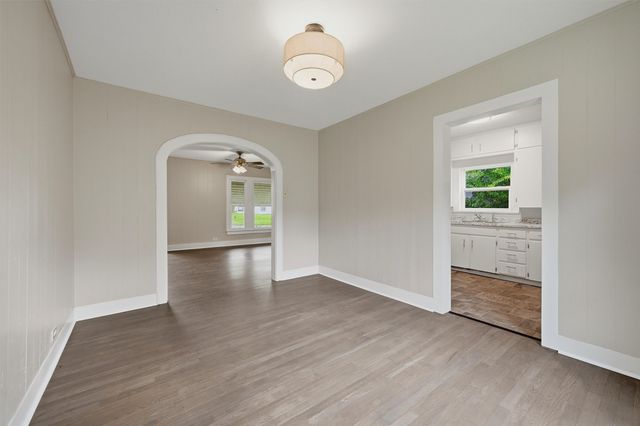 408 S Tone Avenue, Denison, TX 75020