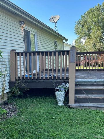 11630 Helenoak Drive, Florissant, MO 63033