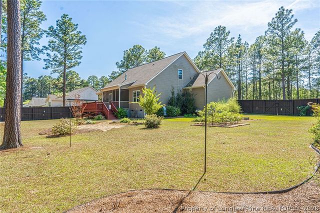 103 Laurel Oak Lane, Pinebluff, NC 28373