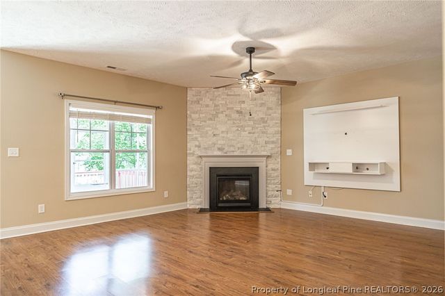 103 Laurel Oak Lane, Pinebluff, NC 28373