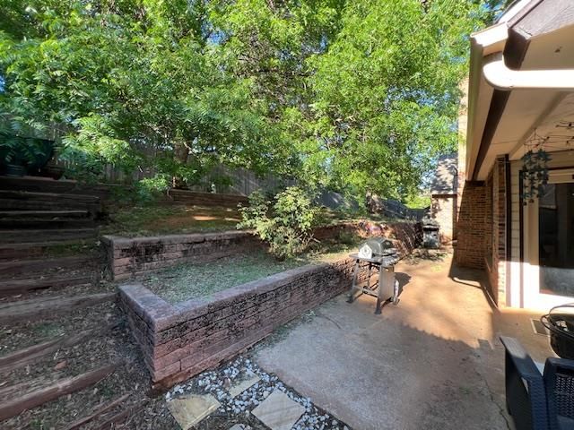 2301 Woodford Way, Edmond, OK 73034