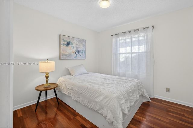 875 Savannah Falls Dr ., Weston, FL 33327