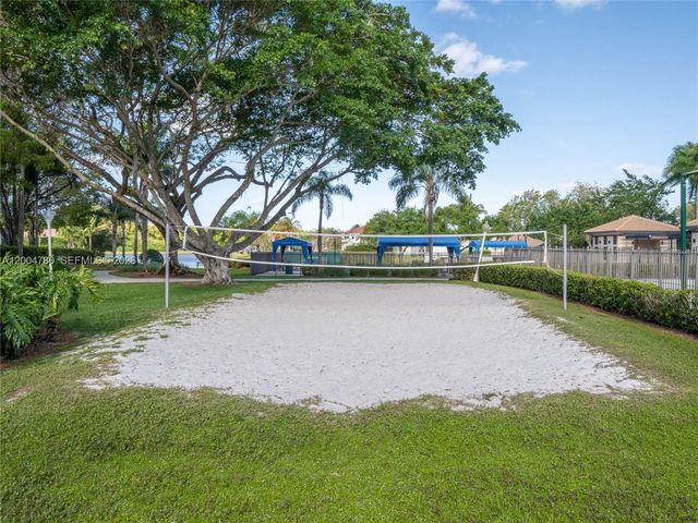 875 Savannah Falls Dr ., Weston, FL 33327