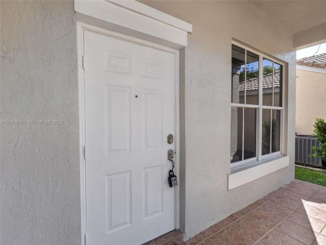 875 Savannah Falls Dr ., Weston, FL 33327