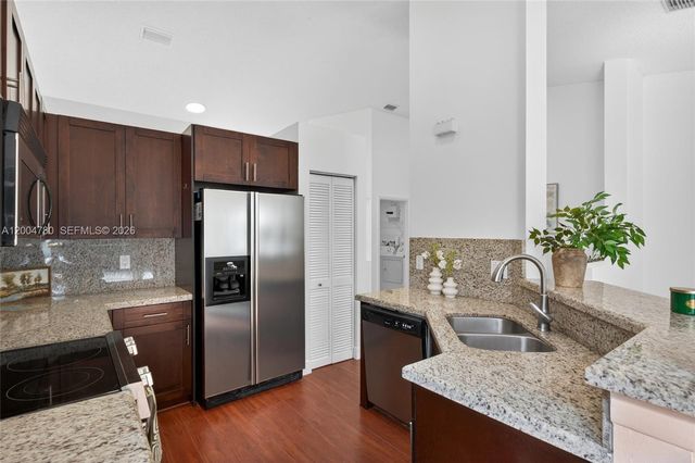 875 Savannah Falls Dr ., Weston, FL 33327