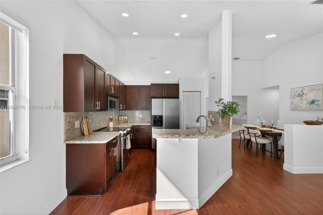 875 Savannah Falls Dr ., Weston, FL 33327