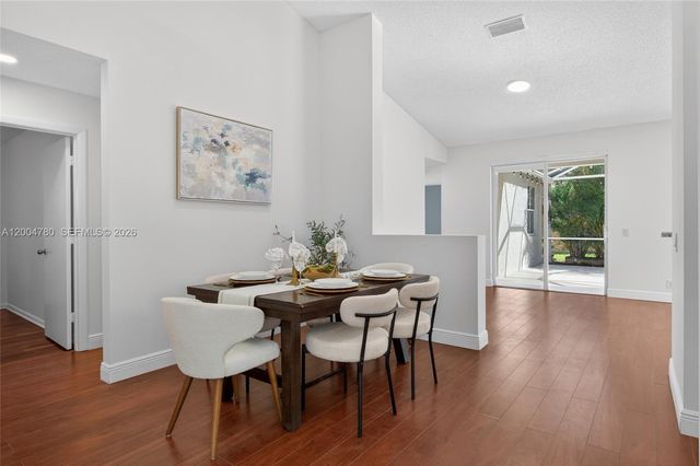 875 Savannah Falls Dr ., Weston, FL 33327