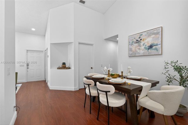 875 Savannah Falls Dr ., Weston, FL 33327