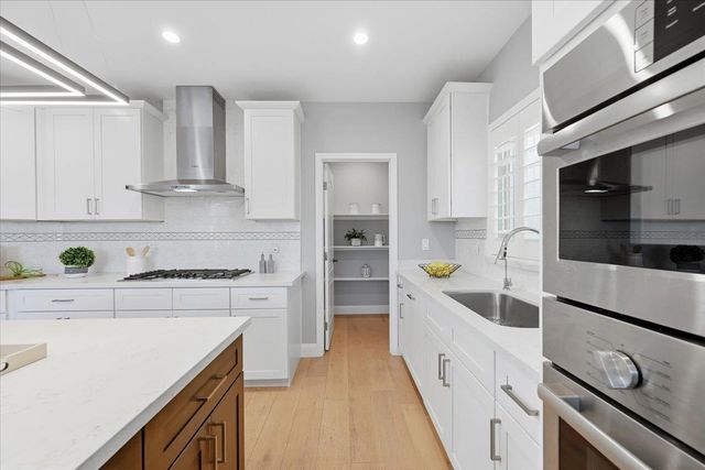 1325 Araujo Street, San Jose, CA 95131