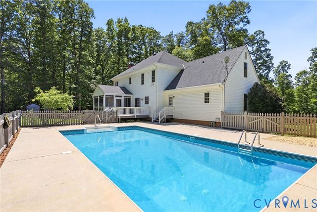 1672 Wildwood Shores Dr, Powhatan, VA 23139