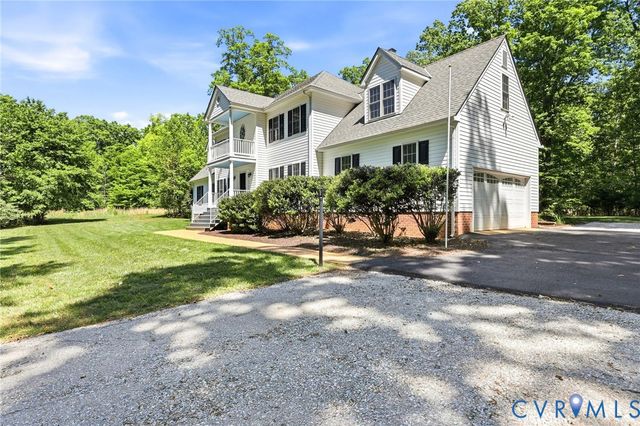 1672 Wildwood Shores Dr, Powhatan, VA 23139