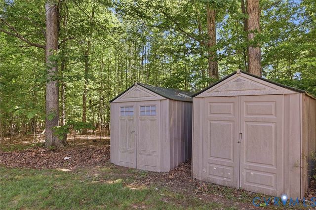 1672 Wildwood Shores Dr, Powhatan, VA 23139