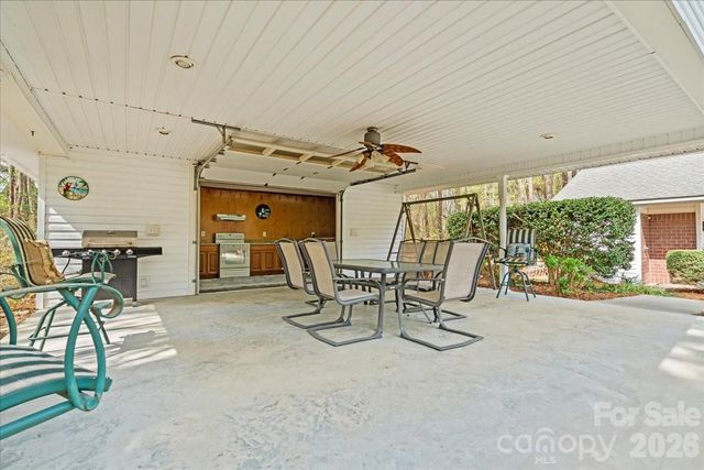 299 Fairway Lane, Pageland, SC 29728