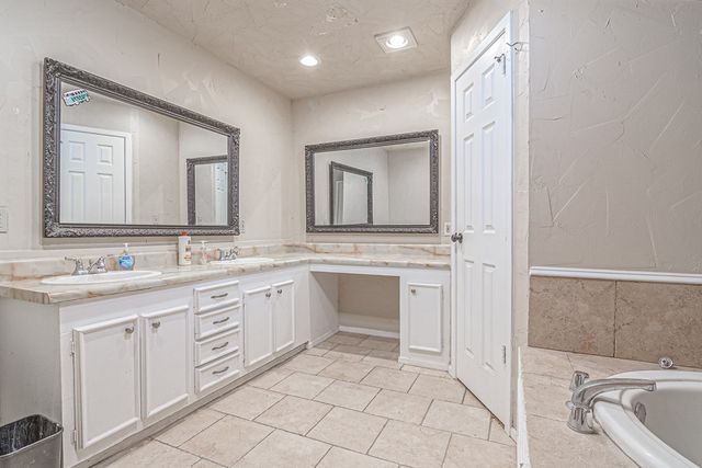 4722 Leisure Dr, Midland, TX 79703