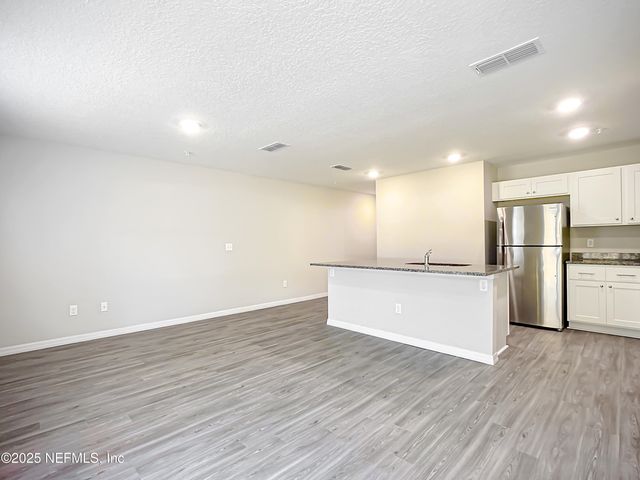 9572 HOOD Road, Jacksonville, FL 32257