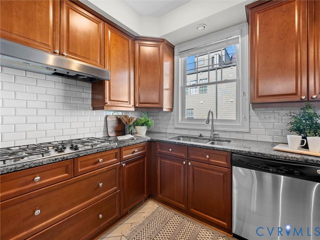 114 Cedar Works Row, Henrico, VA 23231