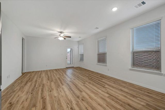 112 Wedgewood Trace Lane, La Porte, TX 77571