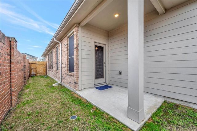 112 Wedgewood Trace Lane, La Porte, TX 77571