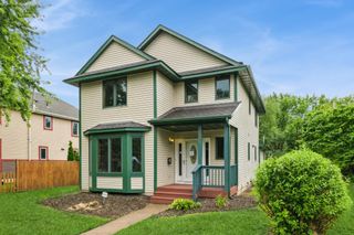 2921 Golden Valley Road, Minneapolis, MN 55411