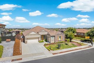 7056 Grace Feather Ct, Vacaville, CA 95688