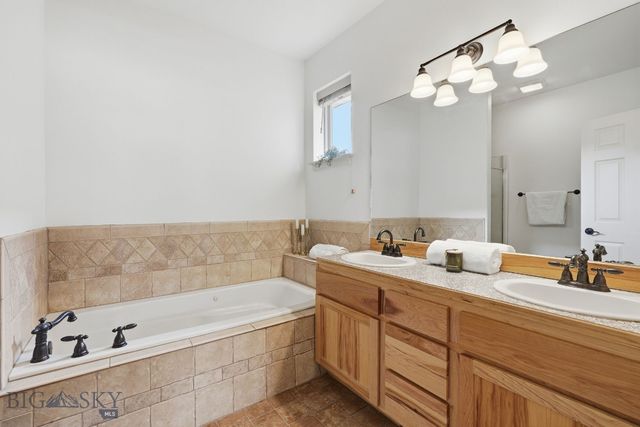 3935 Baxter Lane E, Bozeman, MT 59718