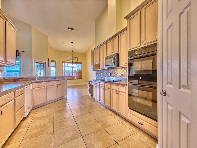 407 THUNDER GULCH COURT, Orlando, FL 32824