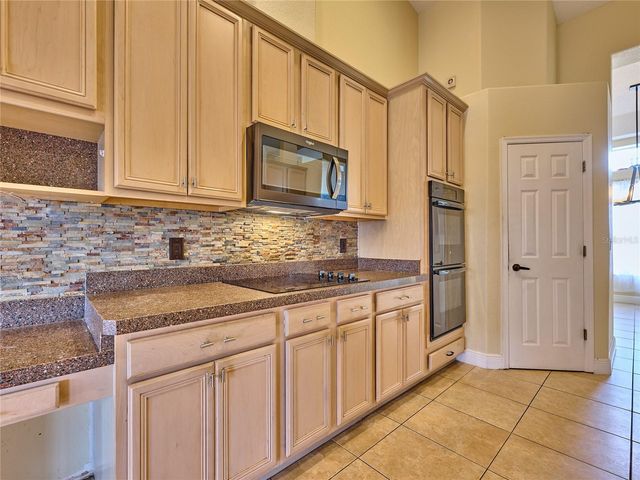 407 THUNDER GULCH COURT, Orlando, FL 32824