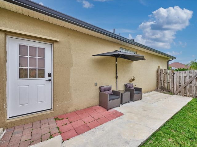 407 THUNDER GULCH COURT, Orlando, FL 32824