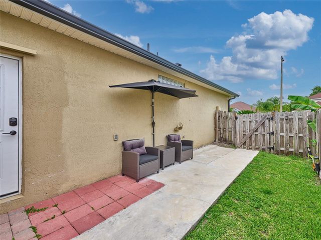 407 THUNDER GULCH COURT, Orlando, FL 32824