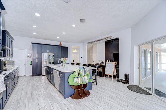 2020 ELK SPRING DRIVE, Brandon, FL 33511