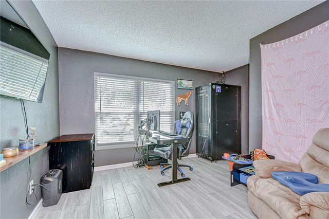 2020 ELK SPRING DRIVE, Brandon, FL 33511