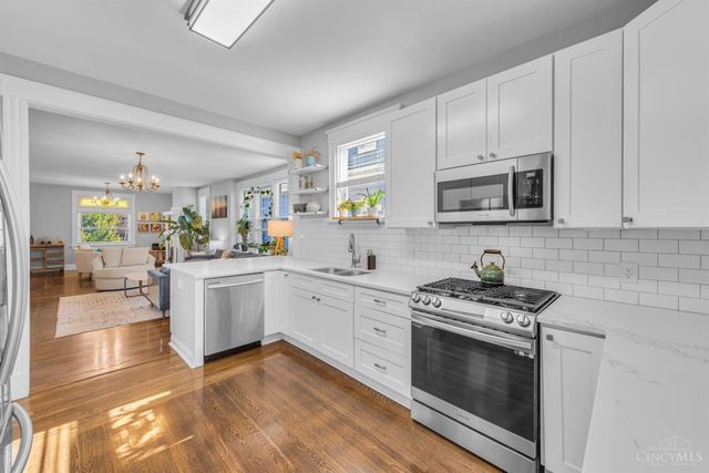 1927 Hopkins Avenue, Cincinnati, OH 45212