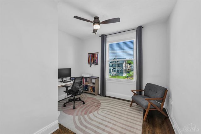 1927 Hopkins Avenue, Cincinnati, OH 45212