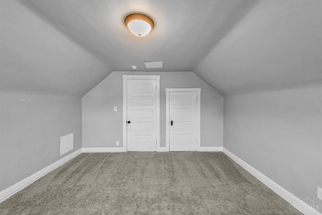 1927 Hopkins Avenue, Cincinnati, OH 45212