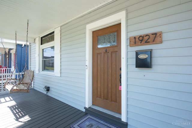 1927 Hopkins Avenue, Cincinnati, OH 45212