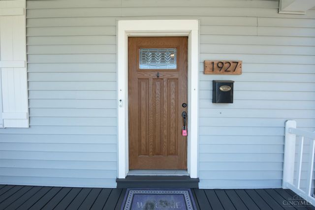 1927 Hopkins Avenue, Cincinnati, OH 45212
