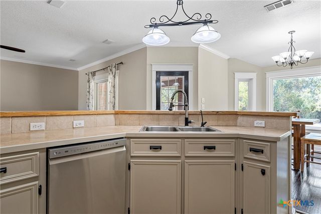 905 N 1st Street, Nolanville, TX 76559