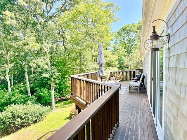 155 Damon Rd, Brewster, MA 02631