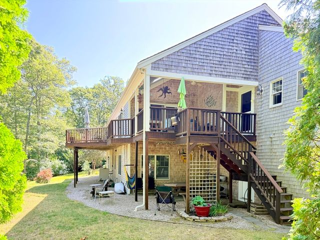 155 Damon Rd, Brewster, MA 02631