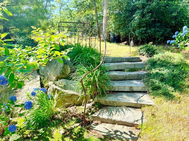 155 Damon Rd, Brewster, MA 02631