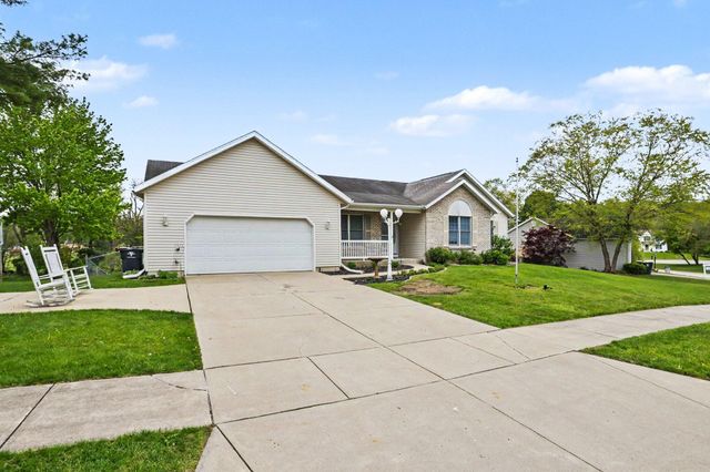 703 Ottawa Court, Buchanan City, MI 49107