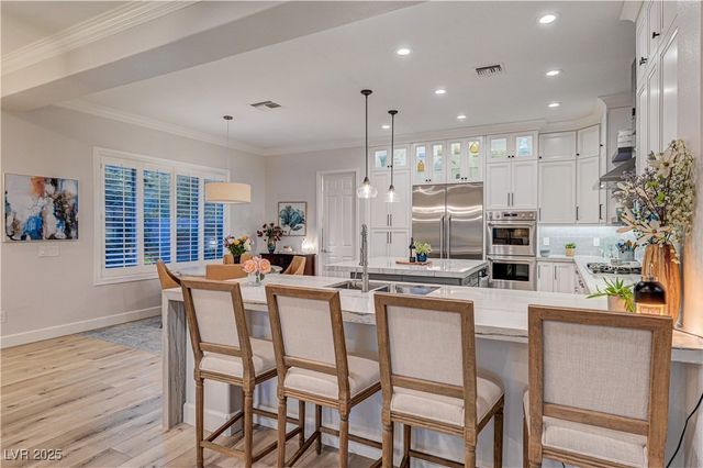 105 Fountainhead Circle, Henderson, NV 89052