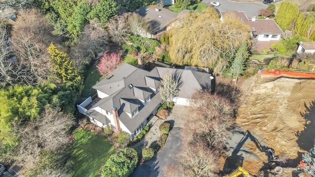 7929 Cyrus Place, Edmonds, WA 98026