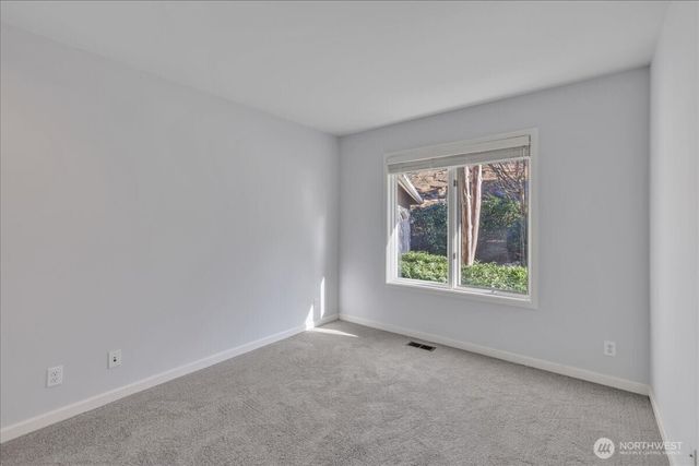 7929 Cyrus Place, Edmonds, WA 98026