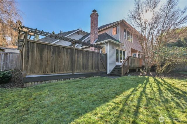 7929 Cyrus Place, Edmonds, WA 98026