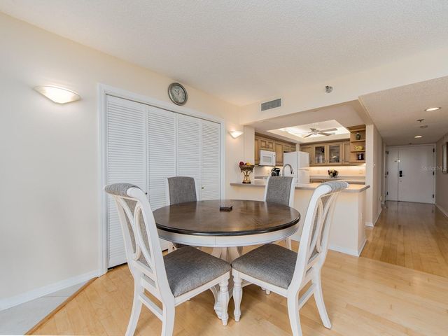 690 ISLAND WAY 404, Clearwater Beach, FL 33767