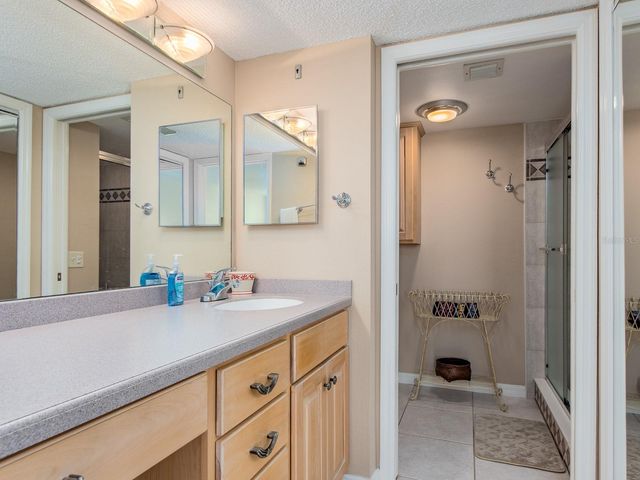 690 ISLAND WAY 404, Clearwater Beach, FL 33767