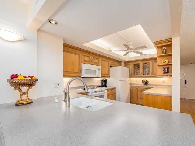 690 ISLAND WAY 404, Clearwater Beach, FL 33767